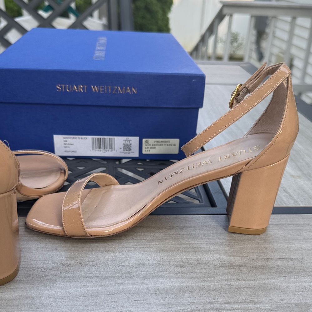 Stuart Weitzman Nude Block Heel Sandals - Picture 5 of 5